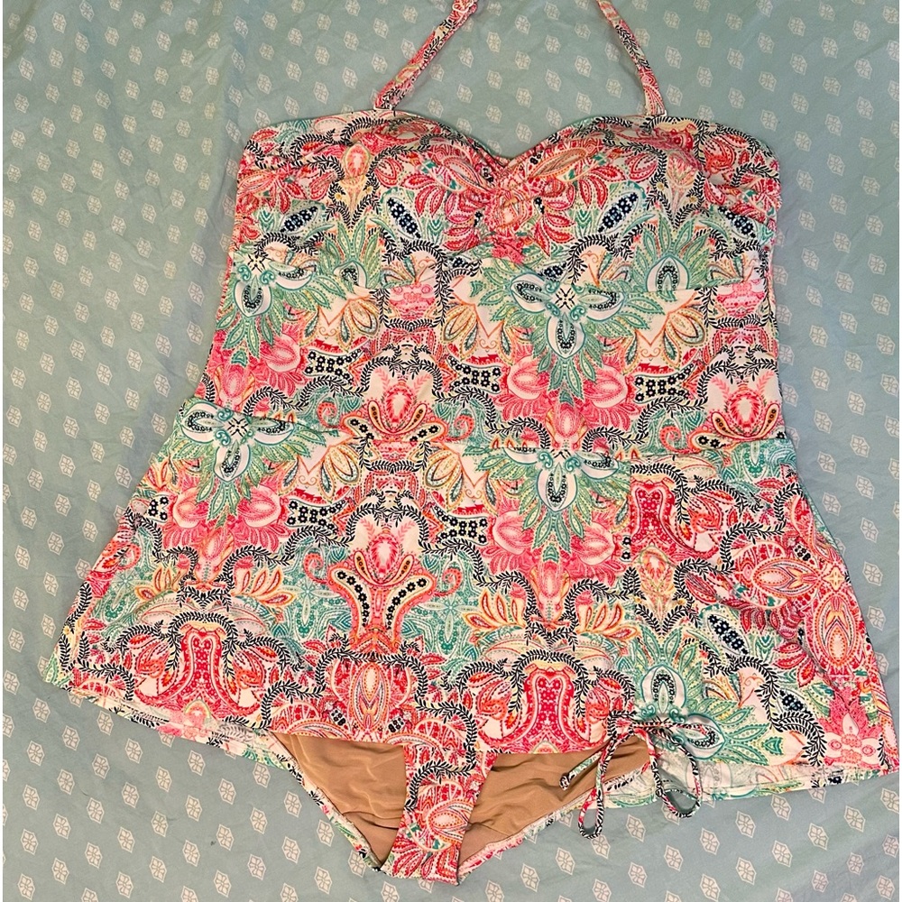 Lane Bryant Cacique one piece swim suit. Sz 26